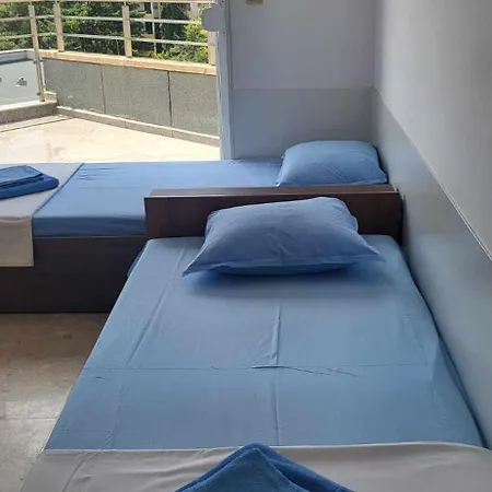 Apartment Nessebar 아파트 *