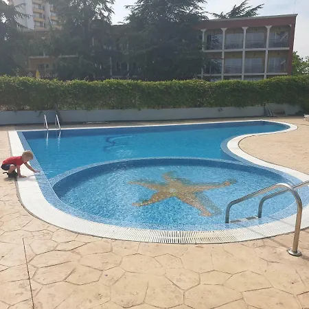Apartment Nessebar 아파트 네세부르